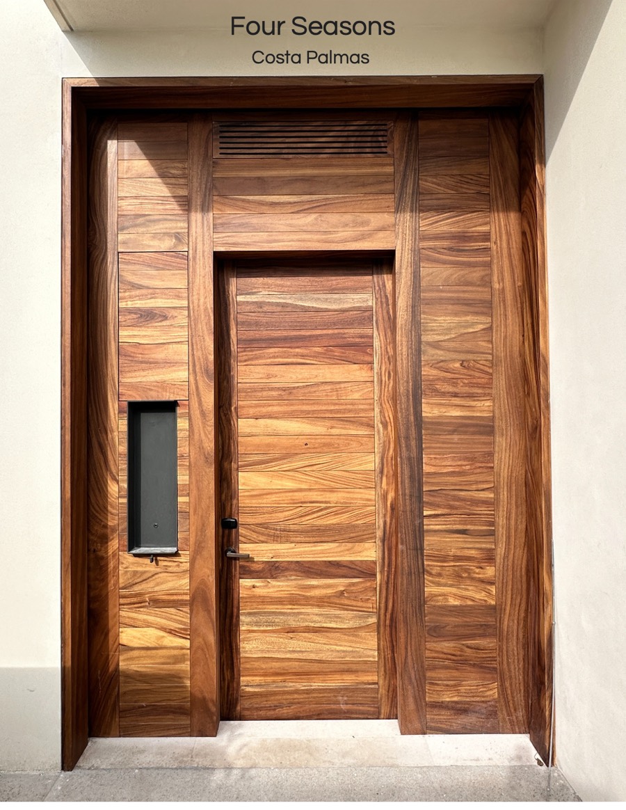 Four Seasons Puerta